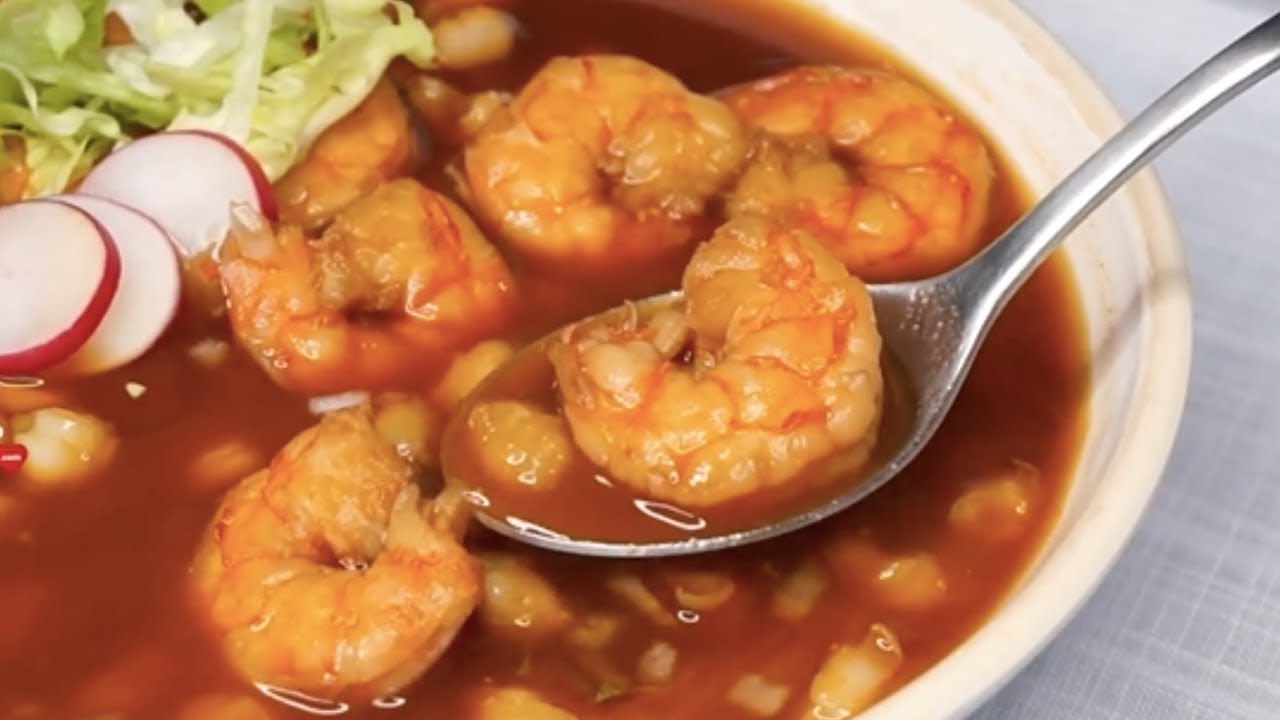 POZOLE DE CAMARONES 🍤 Receta de Caldo de camarón estilo Pozole 🇲🇽 Comida Mexicana