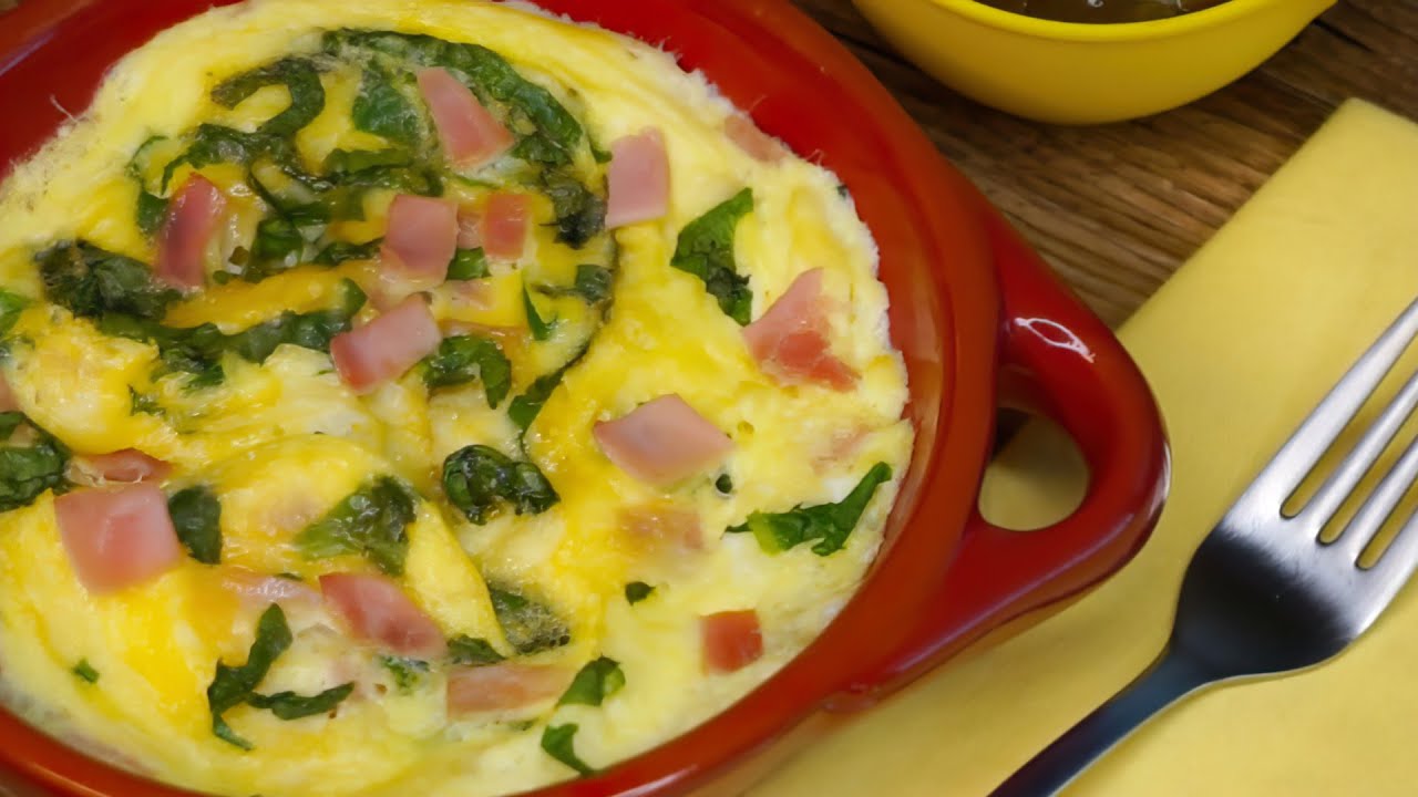 DESAYUNO con jamón  y espinaca  BAJO EN CARBOHIDRATOS/  KETO   RÁPIDO  en microondas